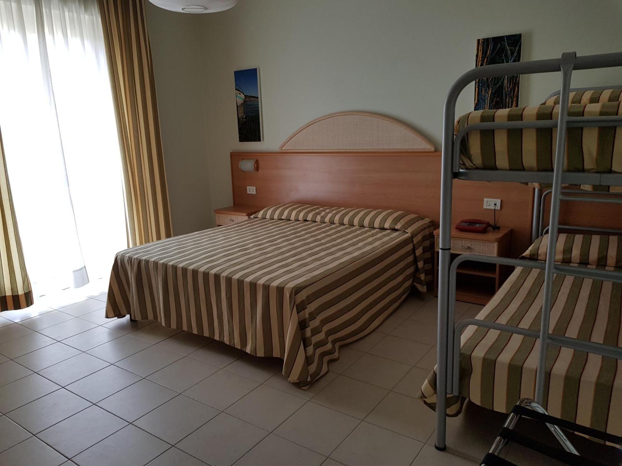 פינטו Hotel Jollino מראה חיצוני תמונה
