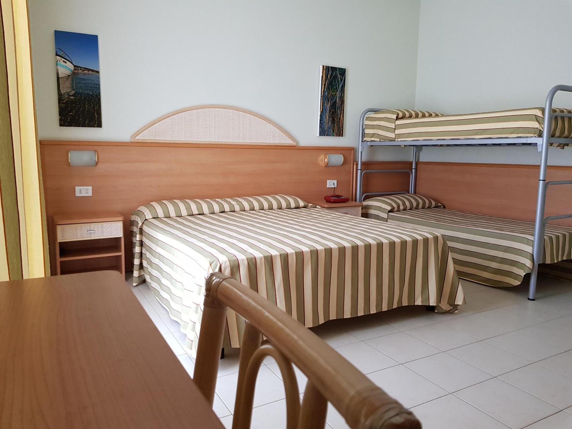 פינטו Hotel Jollino מראה חיצוני תמונה
